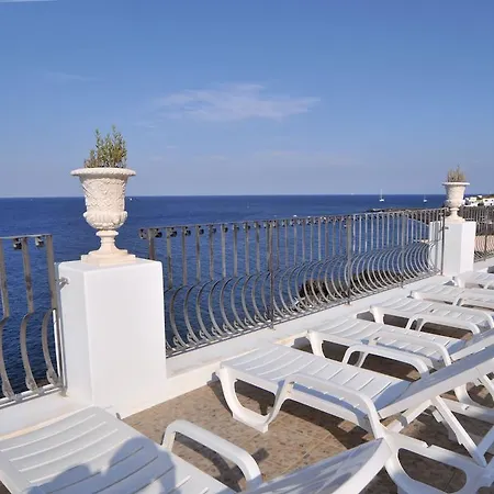 Villaggio - Isola Di Stromboli