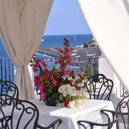 Villaggio - Isola Di 3* Stromboli