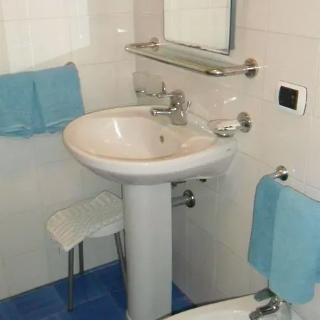 Villaggio - Isola Di 3* Стромболи