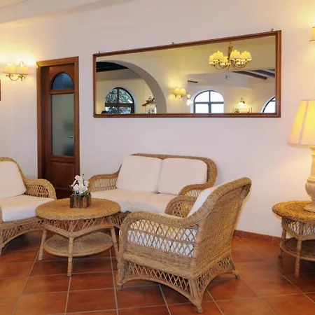 Otel Villaggio - Isola Di 3*