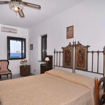 Otel Villaggio - Isola Di 3*