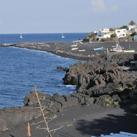 Villaggio - Isola Di Stromboli