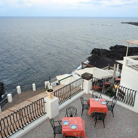 Villaggio - Isola Di ホテル 3*