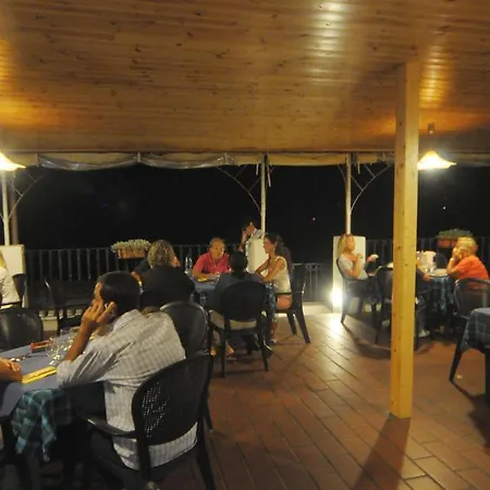 Villaggio - Isola Di Szálloda 3*