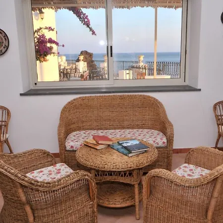 Villaggio - Isola Di