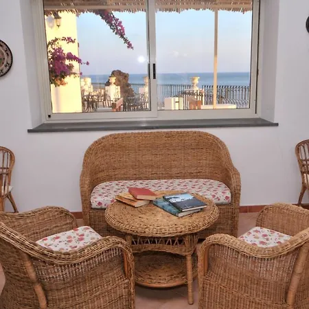 Villaggio - Isola Di