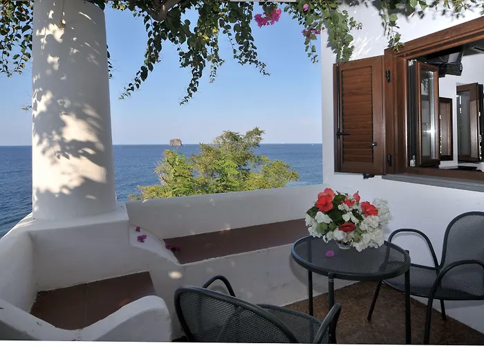 Villaggio - Isola Di 3* 스트롬볼리