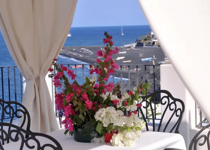 Villaggio - Isola Di 스트롬볼리