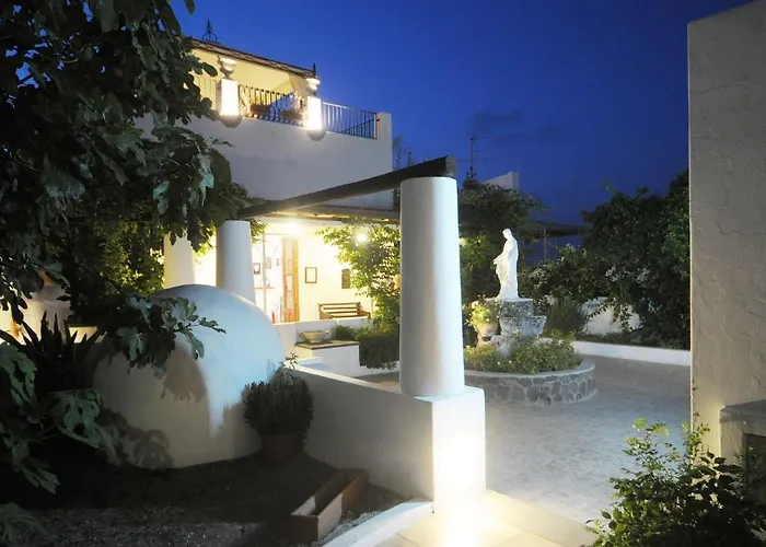 Villaggio - Isola Di